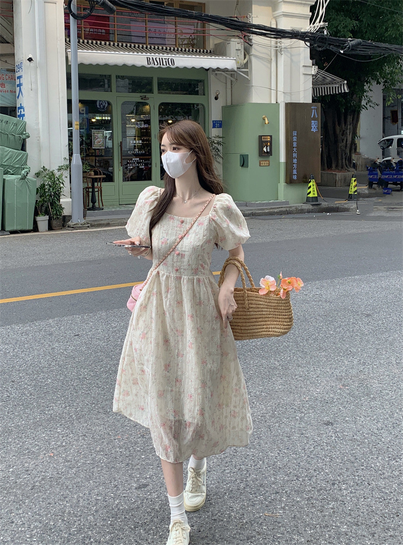 Sundress Midi Floral - Vestido midi com estampa floral, decote