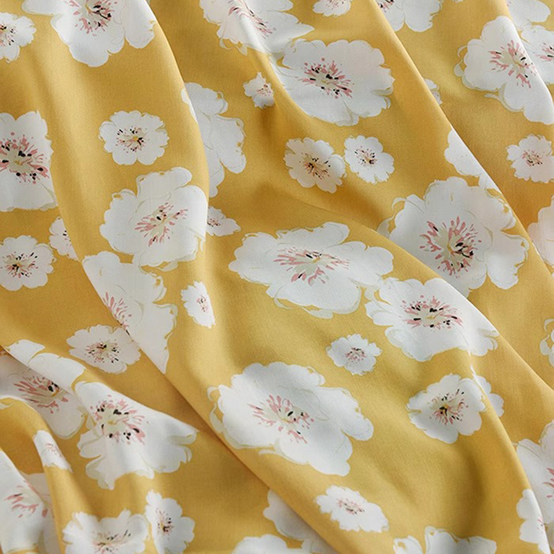 Floral Branco Tecido Rayon Imp - Soft Summer Yellow Clothing avaliação e preço